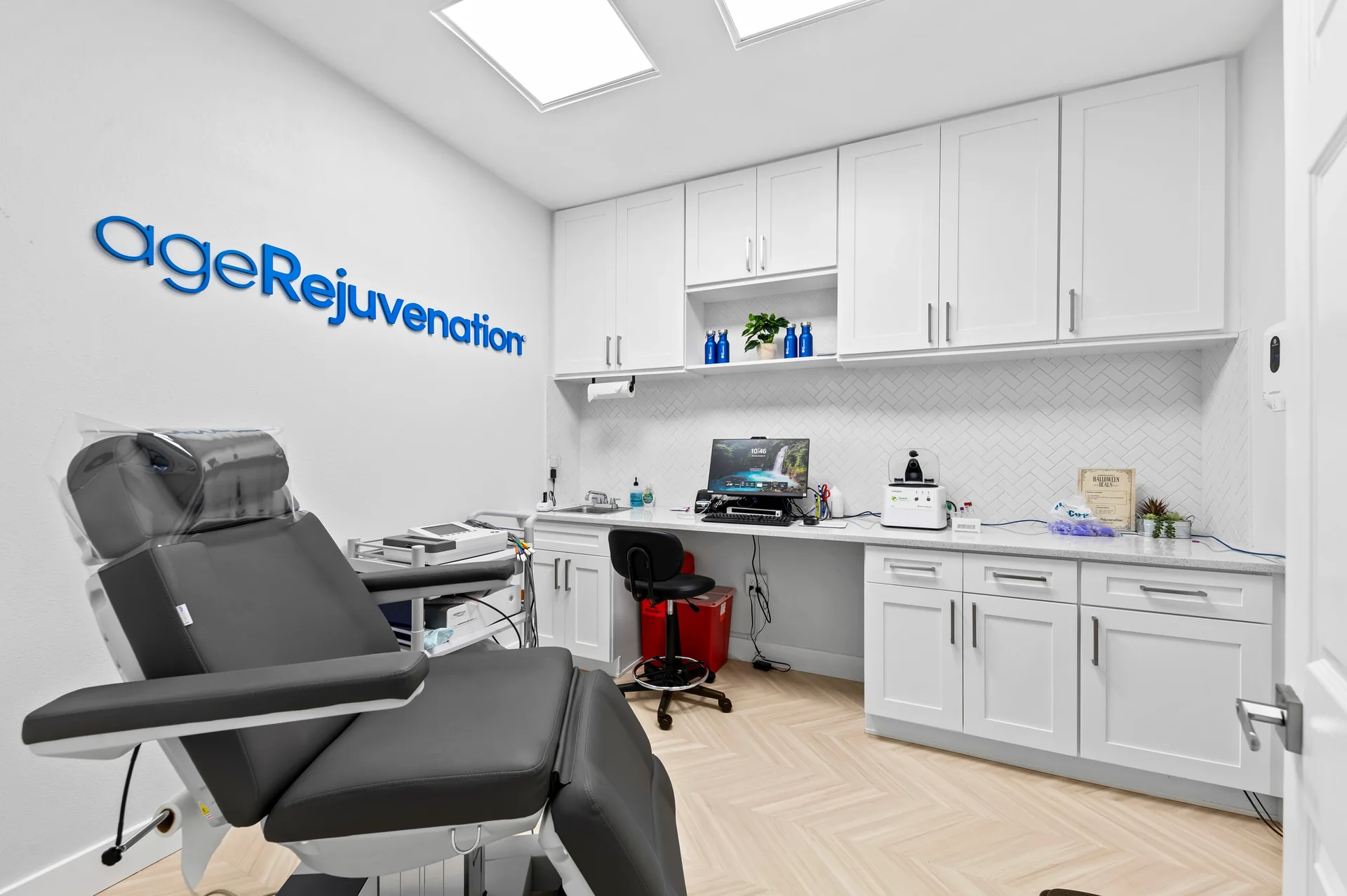 AgeRejuvenation medical clinic in Tampa, FL